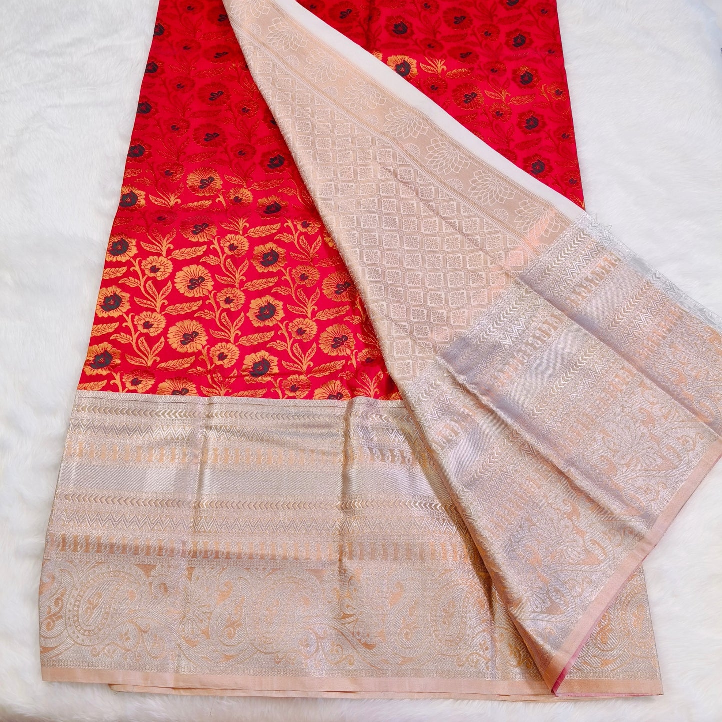 Red Border Kanchipuram Silk Saree