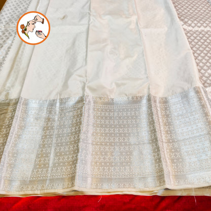 Silvery White 1000 butta Kanchipuram Mix Silk Saree