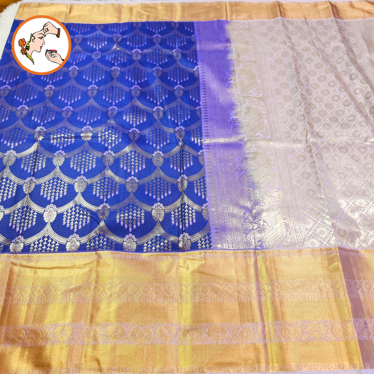 Blue with Lavender border intricate Golden zari weavings Kanchipuram Mix Silk Saree