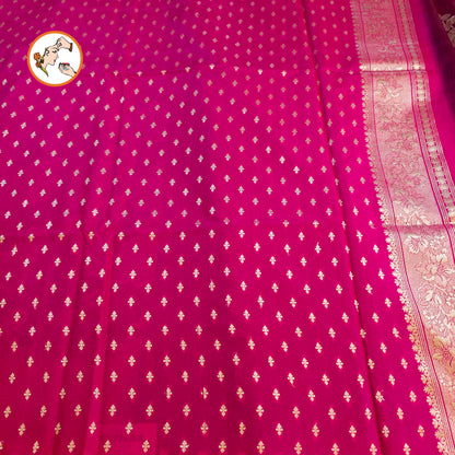 Wine colour with Pink border floral Jaal design Banarasi Silk Saree (Light Weight)