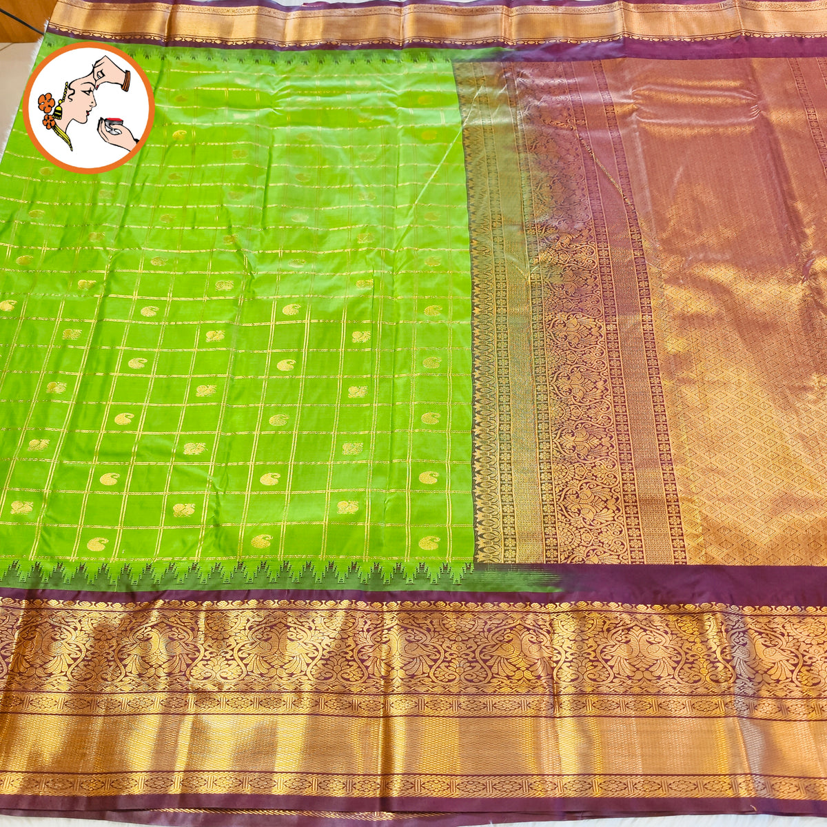 Parrot Green with Brown (Arakku) Temple border Gold zari weaving Traditional Kattam Mango butta Kanchipuram Mix Silk Saree