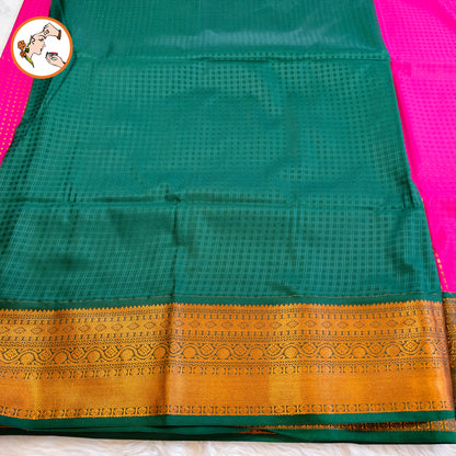 Pink with Green border laksha butta Kanchipuram Semi Soft Silk Saree