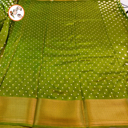 Green Retro theme Polka dots Dola Silk Casual Saree