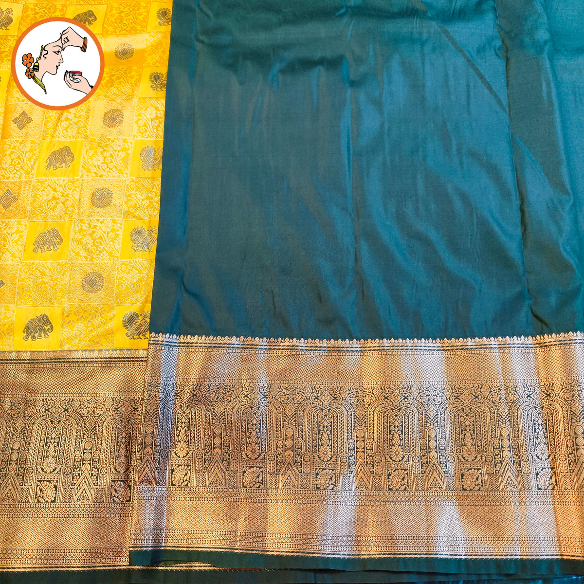 Light Yellow & Dark Green border Kanchiupuram Mix Silk Saree with Traditional checks(Kattam) & Mayil(Peacock) motif featuring intricate Gold zari work
