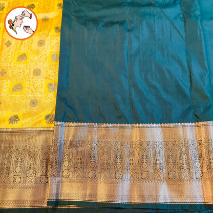 Light Yellow & Dark Green border Kanchiupuram Mix Silk Saree with Traditional checks(Kattam) & Mayil(Peacock) motif featuring intricate Gold zari work