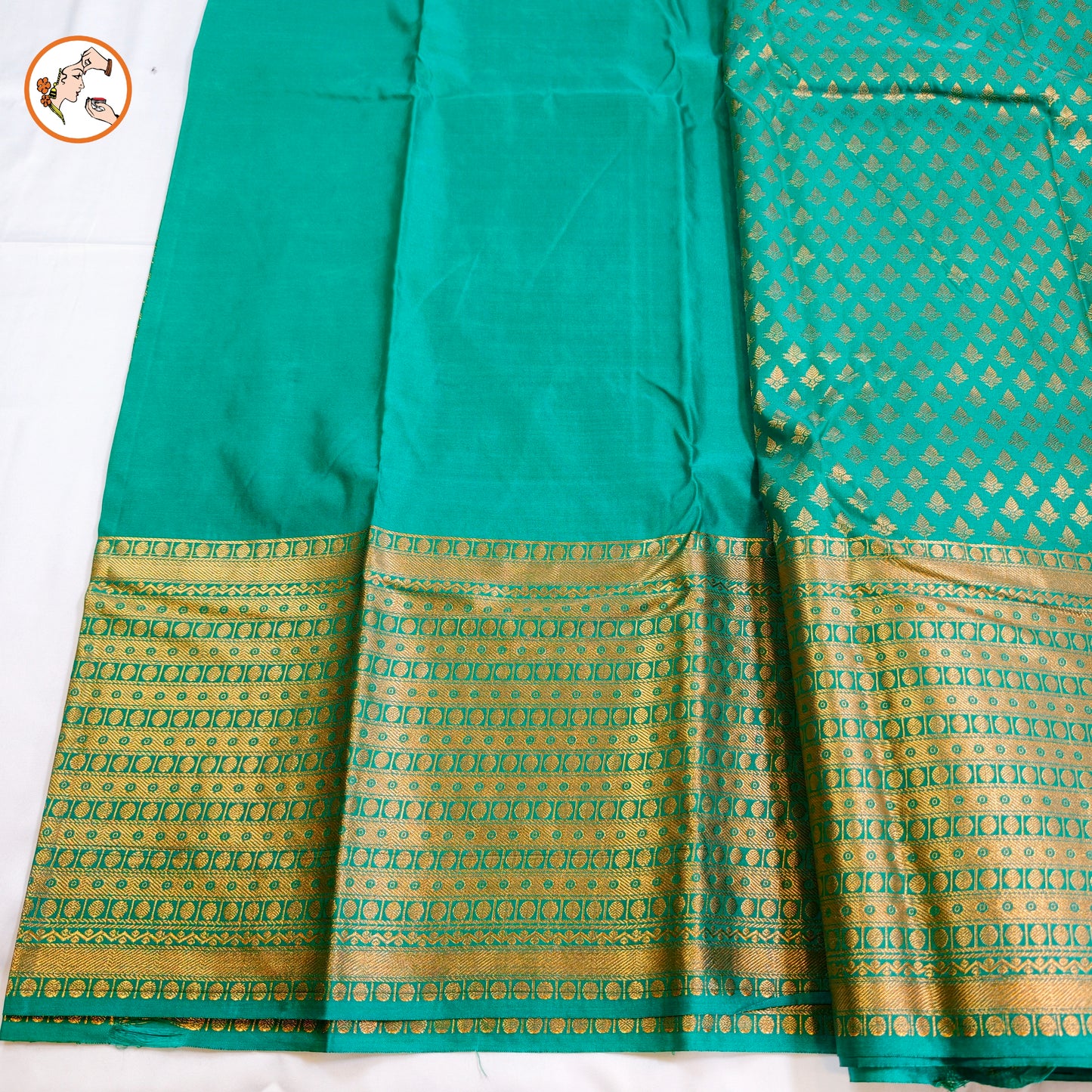 Dark Green Traditional 1000 butta Kanchipuram Silk Saree