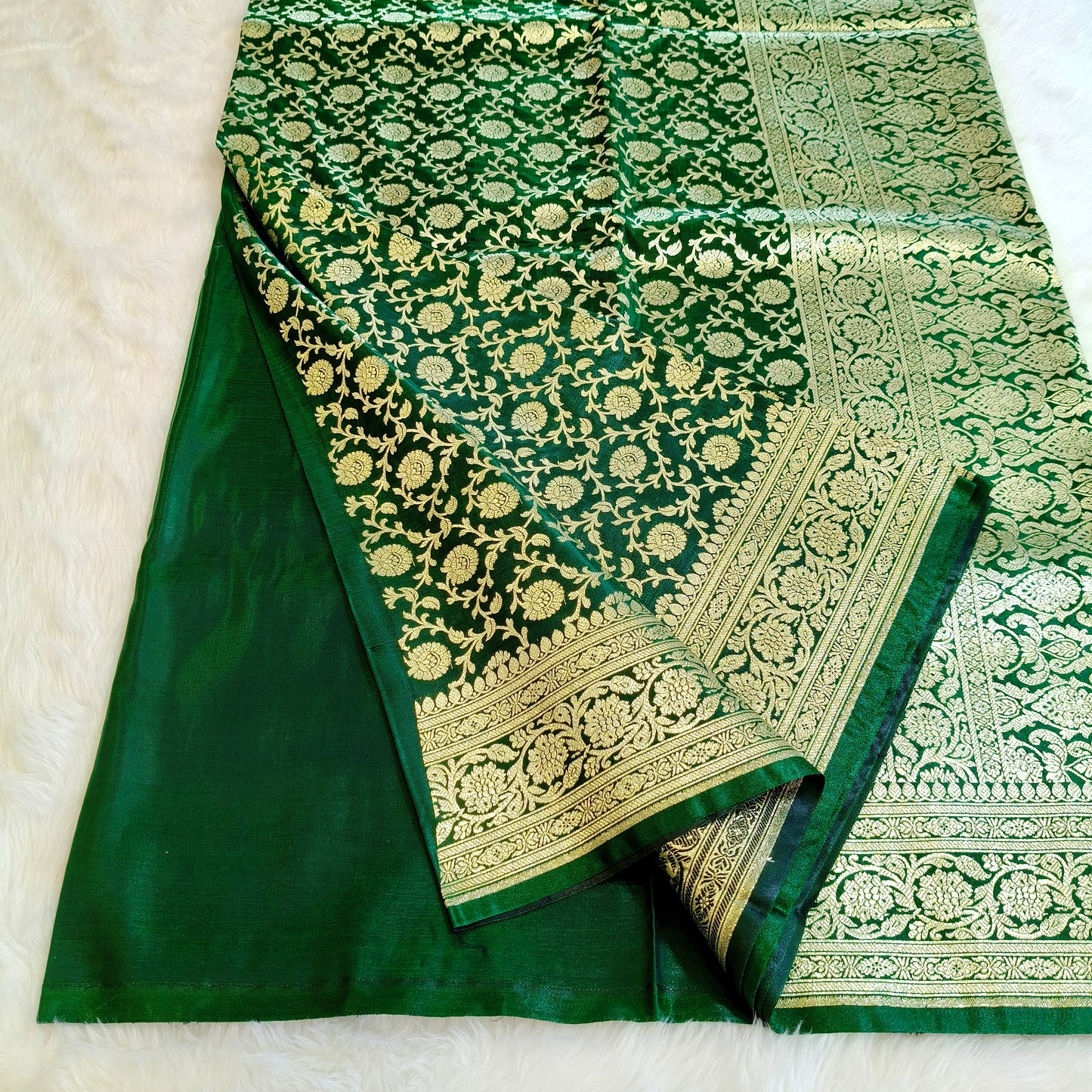 Dark Green Bridal Wedding Banarasi Saree