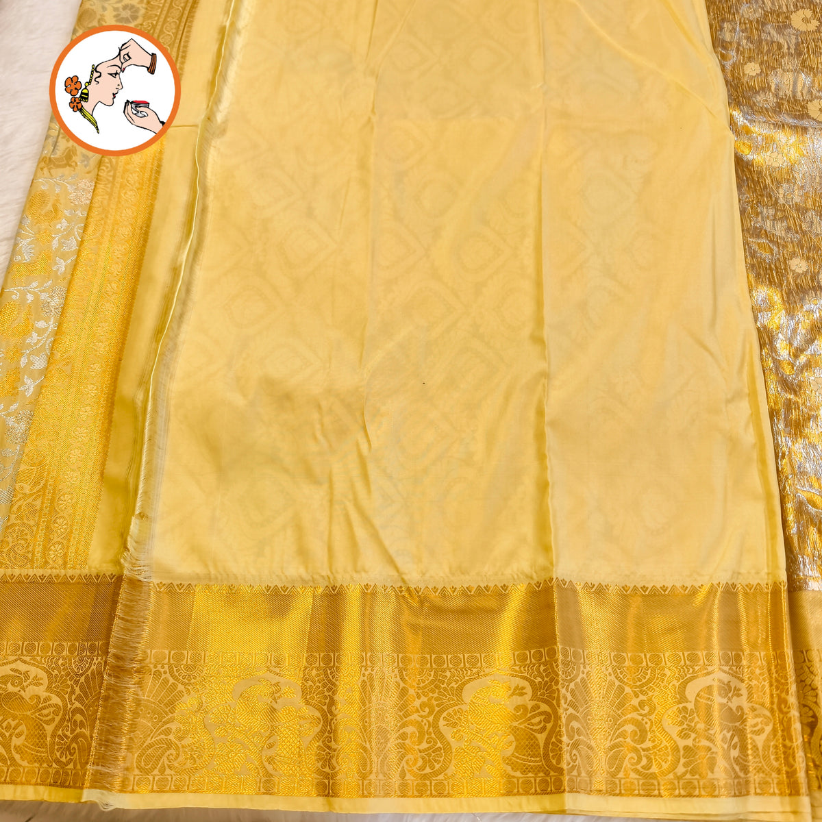 Offwhite Gold zari border intricate Vanasingaram weaving Kanchipuram Mix Silk Saree
