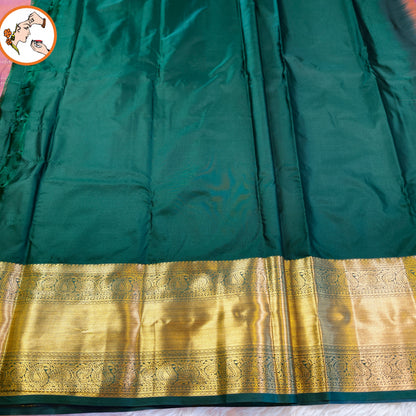Mauve Pink (Arakku) Vairoosi Vertical stripes Kanchipuram Semi Silk Saree