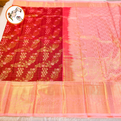 Maroon with Pink border Floral Gold zari weaving Kacnhipuram Mix Silk Saree