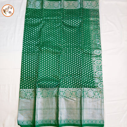 Dark Green Traditional 1000 butta Kanchipuram Silk Saree with Silver Jari