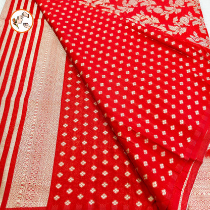 Red Jaal design Classic Pure Banarasi Silk Saree (Light Weight)