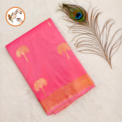 Light Pink colour small border Soft Silk Saree with contrast blouse