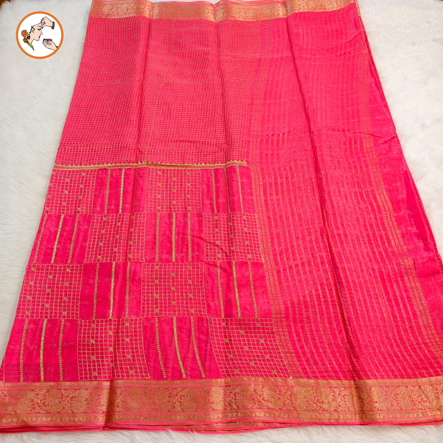 Peachy Pink Colour Golden Embriodery Premium Wrinkle Chiffon Georgette Designer Saree
