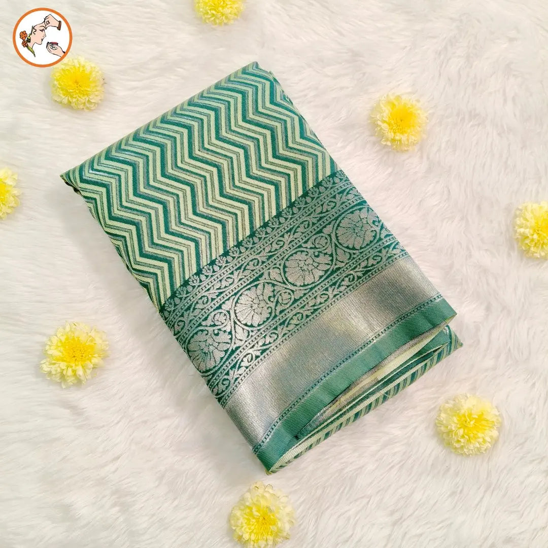 Green Zigzag Pattern Semi Silk Saree - Vivahasilks